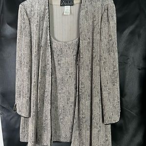 Alex Evening brand from Macy’s jacket and tank. Size Large